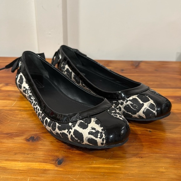 Coach Reagan Animal Print Bow Flats - Picture 1 of 7